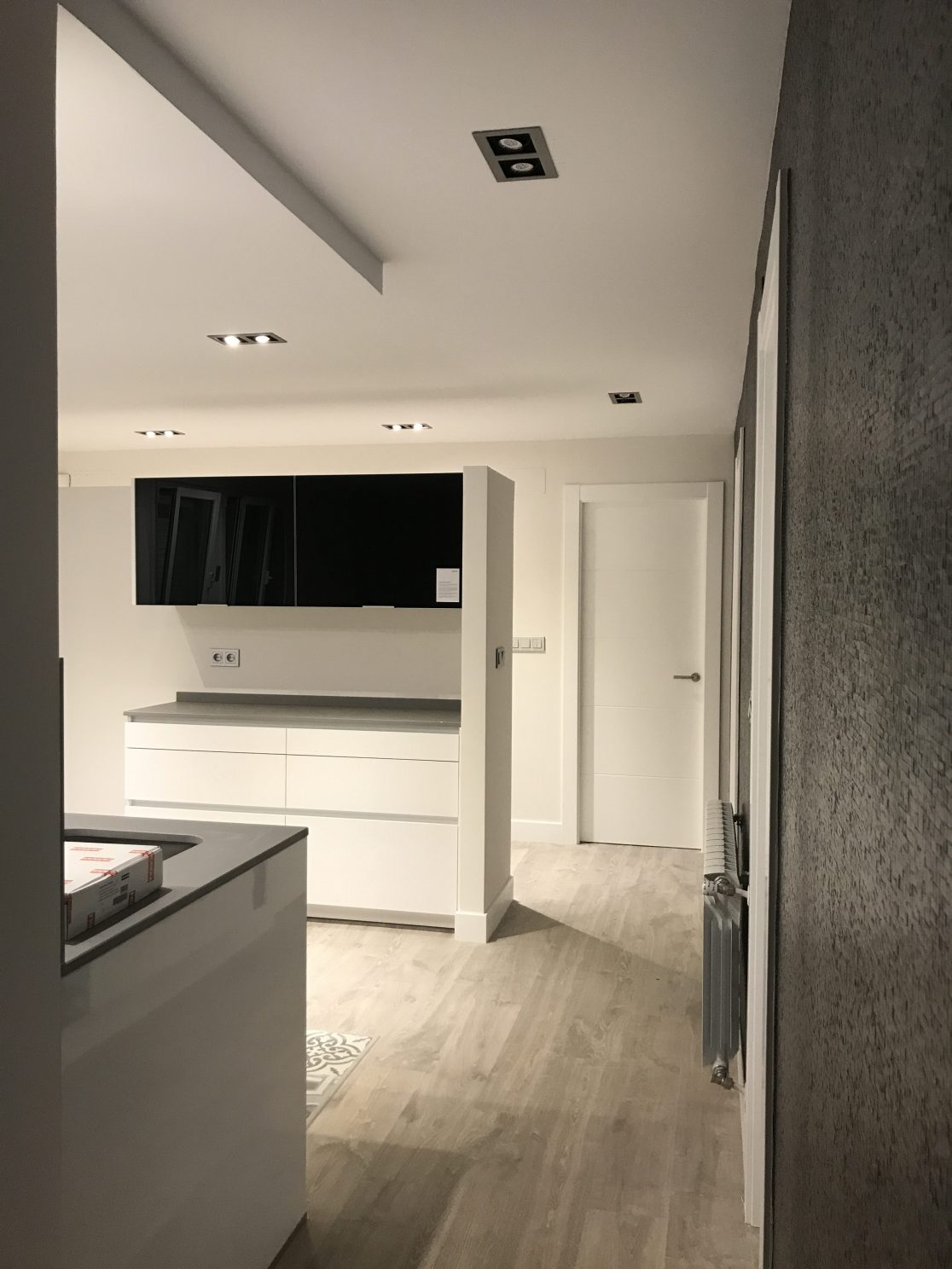 Reforma integral de vivienda en Castro Urdiales – MARQ Margüelles Arquitectura